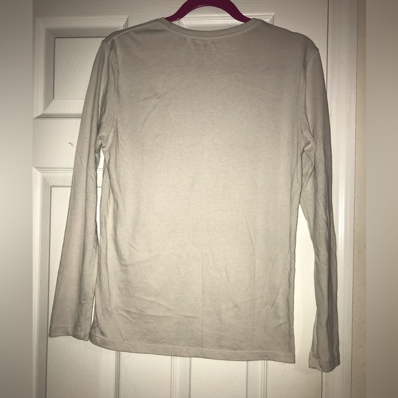American Eagle long sleeved tshirt Size extra small. Bundle & save!!! - Picture 4 of 4